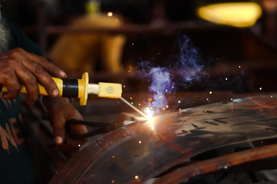 Shielded Metal Arc Welding: Process Definition, Electrode Classes, and Field Limits