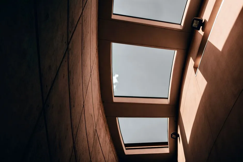 Skylight Spec Map for High-Rise: 2026 Frame, Glazing, and Wind-Load Gates