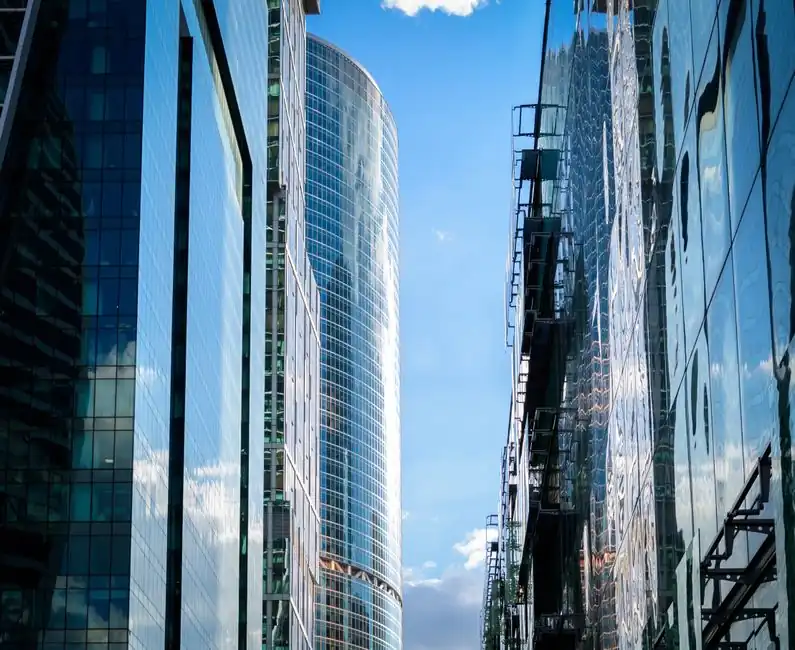 Spec Map: High-Rise Glass Curtain Wall Selection 2026