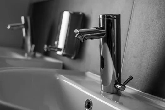 lead-free brass squeeze casting vs gravity casting for faucet bodies - Selection Criteria and Process Limits