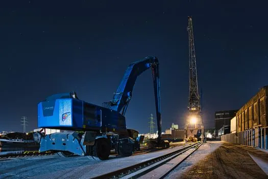 how fast can a stacker crane travel and hoist at the same time? - Acceleration, not just top speed, sets the cycle
