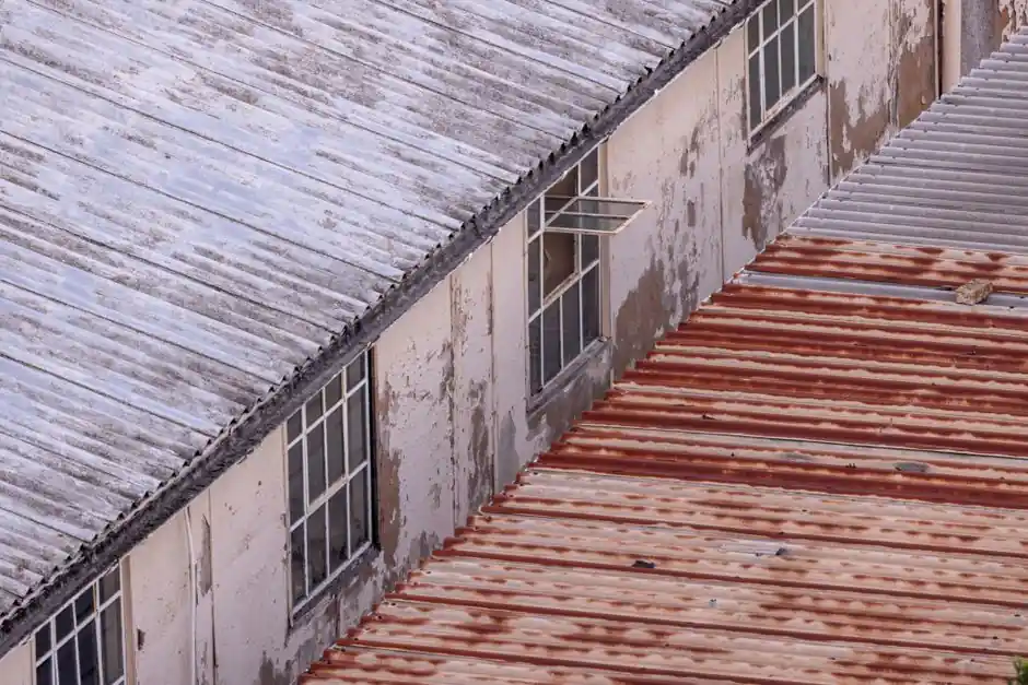 Steel-Plastic Composite Pipe Selection for Warehouse Storage