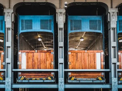 Storage Cage selection for electronics handling - Where Each Cage Type Fits: Use Cases and Limits