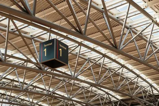 suspended ceiling compatibility with fabrication method requirements - Sprinkler drops, oversize rings, and the 1 in. movement budget