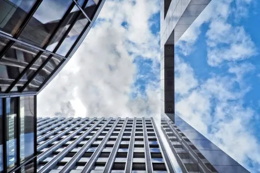 Suspended Ceiling selection for high-rise buildings - Installation and Seismic Bracing Detail