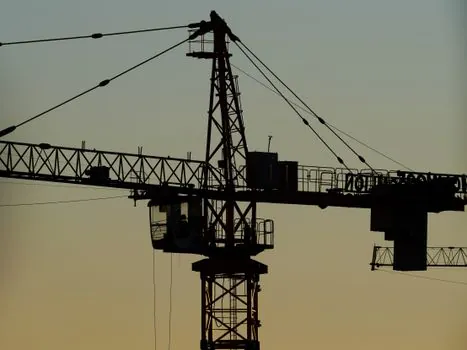 Tower Crane total cost of ownership analysis - Buy vs rent: a five-year cash-flow comparison