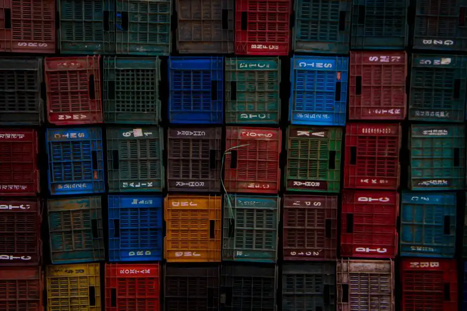 Turnover box selection for automotive parts logistics: spec-first map