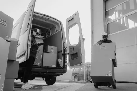 Safety Shoes selection for warehouse operations - Specifications to lock into the purchase order