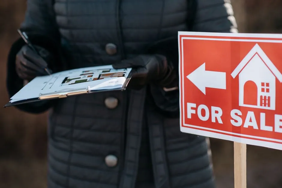 Warning Sign Buying Guide 2026: Specs, Standards, Selection