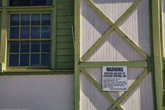 Warning Tape selection for confined space entry - Colour, Print, and Width Criteria