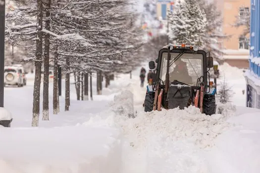 Wheel Loader selection for snow removal - Traction, Drivetrain, and Tire Spec