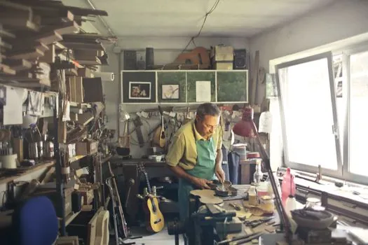 work bench suppliers and manufacturers - Standards, Compliance, and What to Ask For