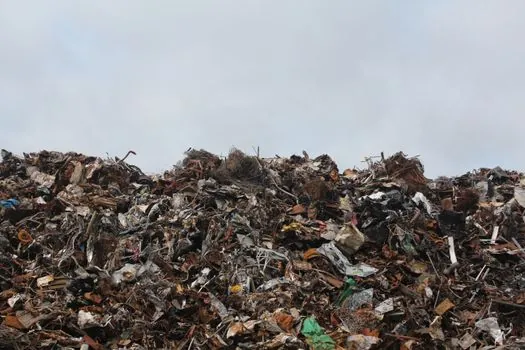 aluminum scrap sorting and alloy-specific recycling supply - Process flow on a modern aluminum recycling line