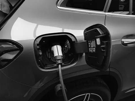 10.6 eV vs 11.7 eV PID lamp VOC coverage - 11.7 eV lamp: where it earns its keep and what it costs