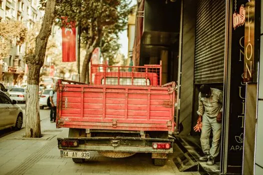 truck scale width 3 m vs 3.4 m for wide loads - Limits, Failure Modes, and What Wide Loads Actually Need