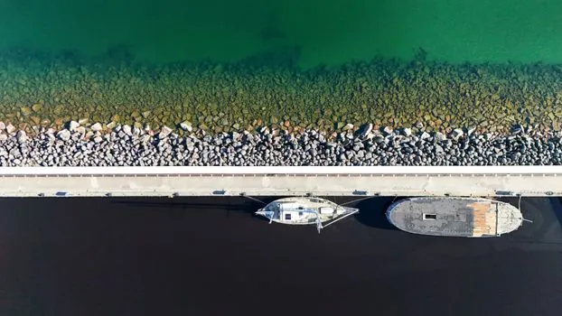 what grade does an 8 ft dock leveler make at 12 in below dock? - Length Options to Bring the Grade Down