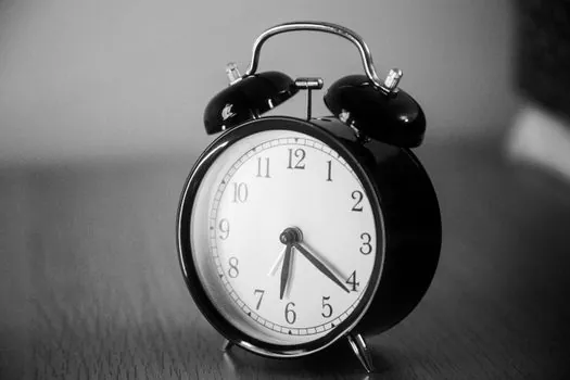 3 hour vs 90 minute emergency lighting duration - Decision matrix: 90-minute vs 180-minute vs longer