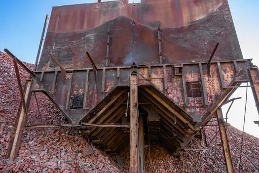 aftercooler and moisture separator for blasting compressed air - Field signals that the skid is undersized or fouled