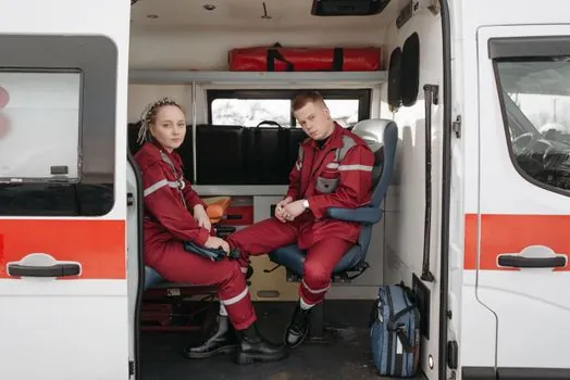 tourniquet and splint requirement in ANSI class B first aid kits - Limitations and Practical Failure Modes
