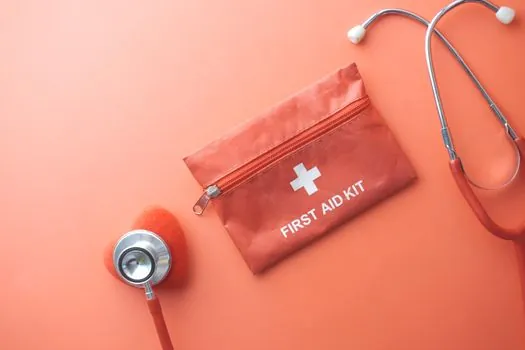 blue metal-detectable plasters in first aid kits - Compliance anchor: HACCP, BRCGS, and visual contamination rules