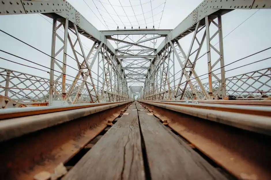 Bottom Flange Trolley Design on Single Girder Overhead Cranes