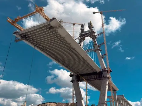 is a cable duct or a cable tray better for dusty areas? - Material and finish choices for dusty industrial sites