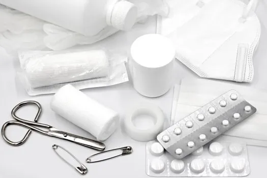 calcium gluconate gel in first aid kits for hydrofluoric acid work - Comparison of HF gel kit options