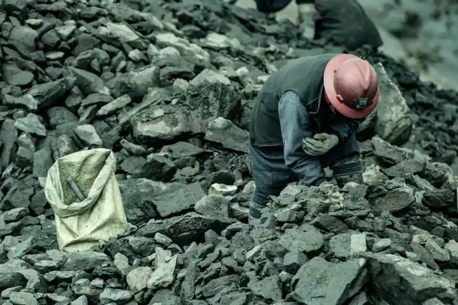 Critical mineral stockpiling shifts buyer risk in 2026