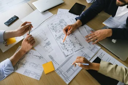 early equipment procurement strategy for fast-track industrial projects - Limits, failure modes, and where the strategy breaks