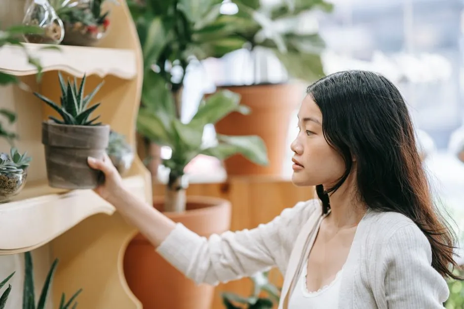 Edge AI server demand in plants and retail: 2026 spec reality