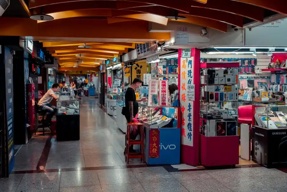 Electronic vs Paper Travelers in Job Shops: 2026 Decision Reference