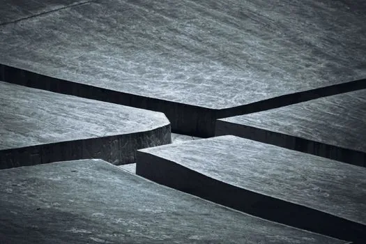 gauge block hardness and dimensional stability after heat treatment - Failure Modes and Field Drift Signals