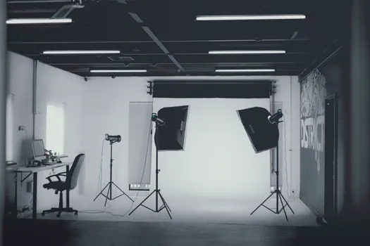 global shutter vs rolling shutter camera for on-the-fly vision measurement - The strobe workaround and what it actually costs