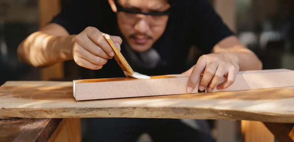 Industrial Adhesive vs Consumer Super Glue: Engineering Gap Explained