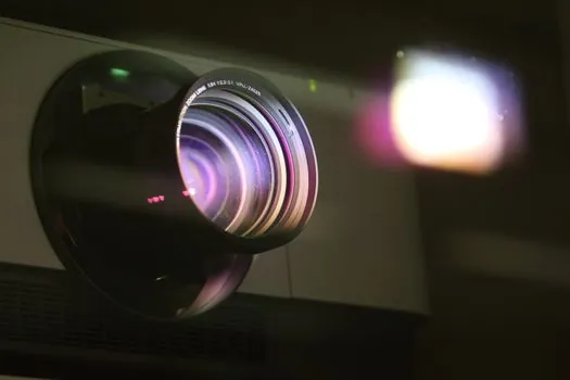 infrared thermal imaging sensor array size and pixel pitch - When smaller pitch backfires: NETD, fill factor, and lens MTF