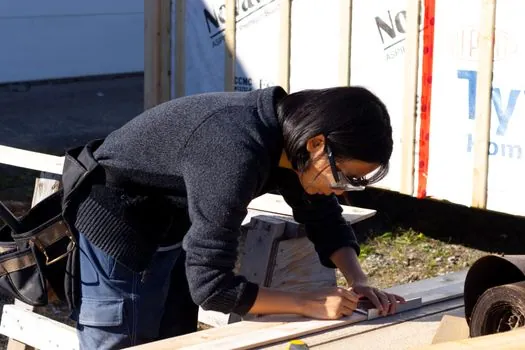 what is the difference between insulation board and a structural insulated panel? - Jobsite Use: Cutting On-Site vs Prefabricated Panels