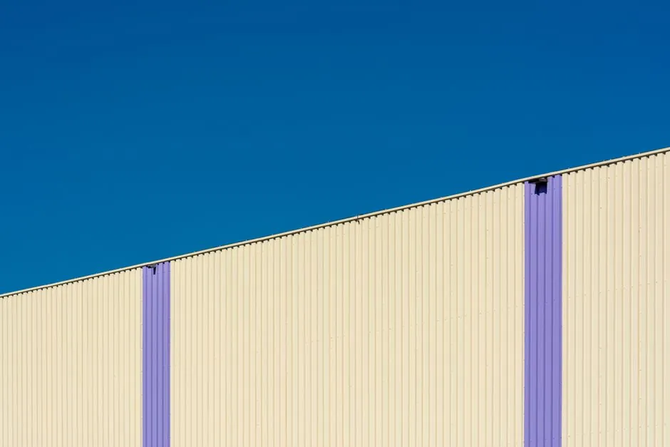 Insulation Board vs Structural Insulated Panel (SIP): Spec Differences, Loads, and Where