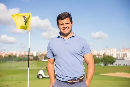 what is the difference between a laser distance meter and a golf rangefinder? - Selection criteria: who needs which device