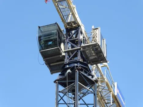 luffing jib out-of-service parking angle - Standards, references, and what to verify on site