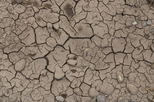 what is the difference between mineral and chemical admixtures in concrete? - Failure Modes and Common Mis-specifications