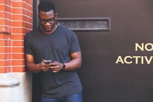 are mobile phone credentials as secure as smart cards? - Comparison: smart card vs mobile credential on four decision criteria