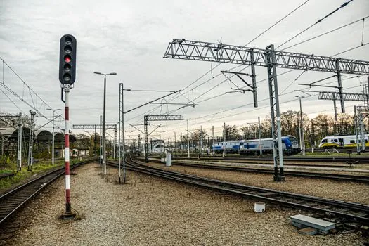mobile substation transformer as a stopgap during long lead times - Market Signal and Trackable Next Nodes