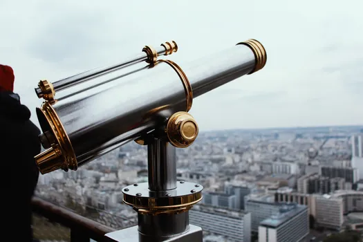 optical theodolite vs digital electronic theodolite reading method - Side-by-side comparison on the criteria that decide a purchase