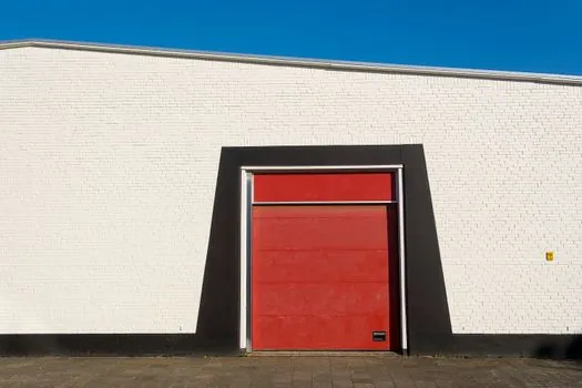 order picker collapsed mast height for passing through 2.5 m doors - Standards and Sourcing Notes