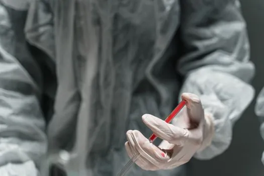 adhesive bond strength testing peel test vs lap shear test - Instrumentation and Workflow