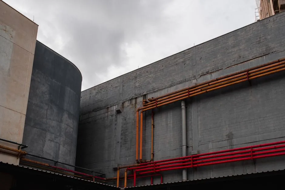 Pneumatic Conveying Pipe Routing: Bend Radius, Vertical Lift, and Layout Rules