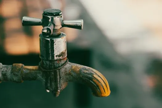 rubber vs fiber washer for tap and hose connectors - Selection Criteria: Mating Surface, Temperature, Media, and Reusability