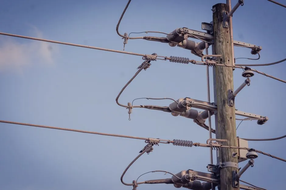 Safety relay contact into PLC input: dry-circuit limits, wiring rules, and the