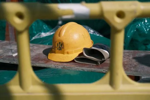 what is the difference between safety, protective and occupational footwear standards? - Who each category is actually for