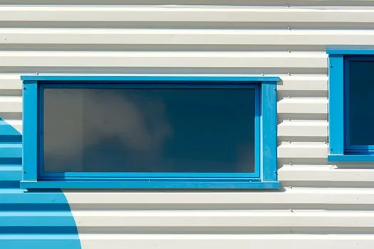 self-adhered vs hot-applied external waterproofing membrane - Use-case match-ups: which system to pick